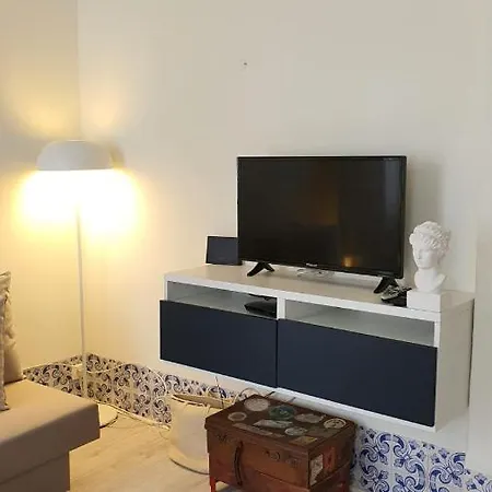 Bairro Alto 6 Apartment *